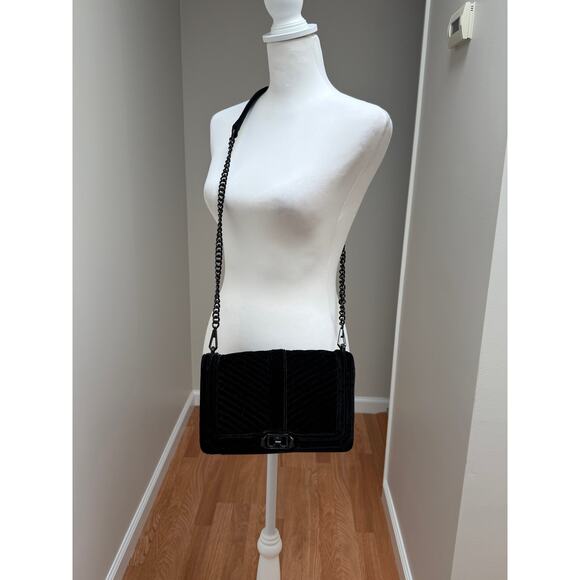 Rebecca Minkoff Velvet Quilted Chevron Crossbody Bag Black Adjustable Chain - Picture 3 of 11